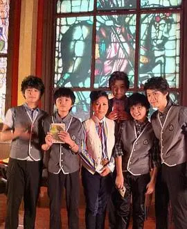 《少年进化论》：青春迷途与自我觉醒，一场奇幻的蜕变之旅